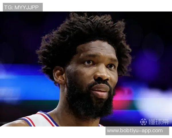 恩比德复出表现抢眼10投5中斩获14分7篮板8助攻3抢断