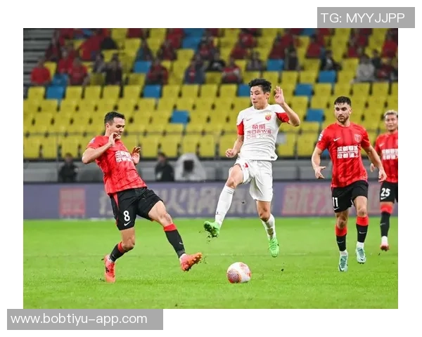 上海海港俱乐部代表赴西甲联盟考察青训并观赛交流