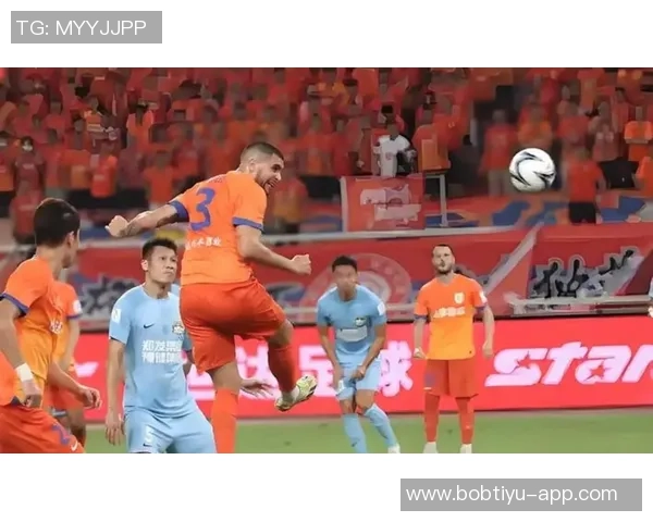 北京国安客场失利深圳新鹏城以2-1逆转获胜中超联赛第27轮精彩回顾